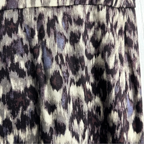 J. Crew pencil skirt, size 4, stretch, cotton/spandex, animal type print, spring - Picture 2 of 6